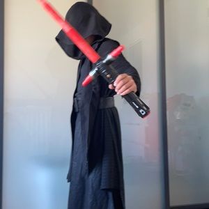 Star Wars Kylo Ren Costume kids 7/8 fr the Disney Store in excellent condition